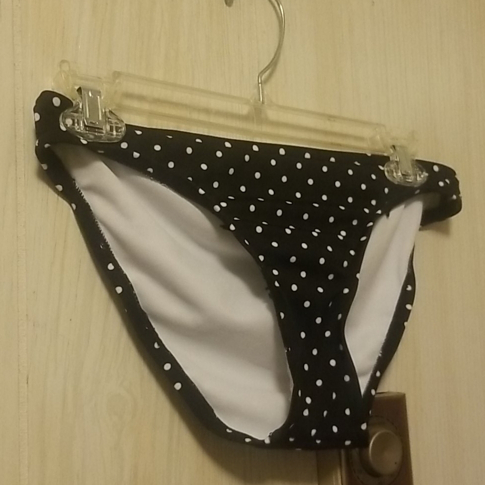 Surfside size M black/white polkadot bikini bottom